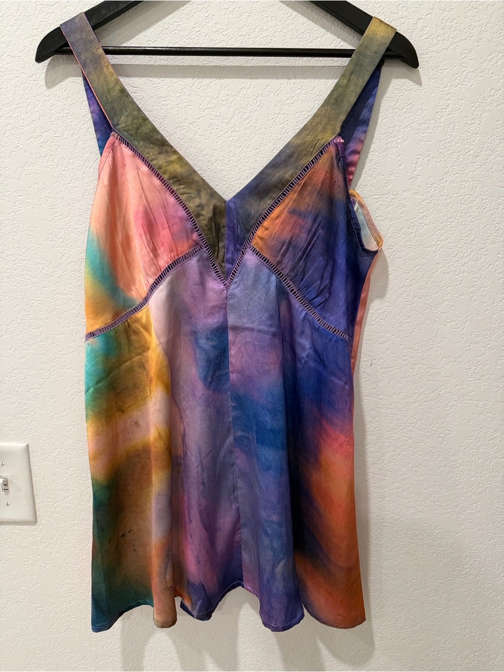 Anthropologie Tie-Dye V-Neck Tank Top - size Medium